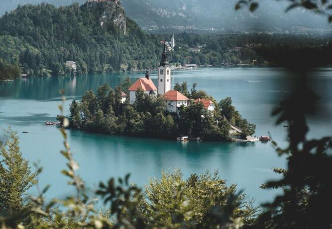 لیوبلیانا-آژانس-کاریز