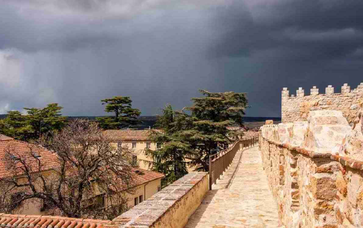 پیشینه و تاریخچه دیوارهای آویلا در اسپانیا 