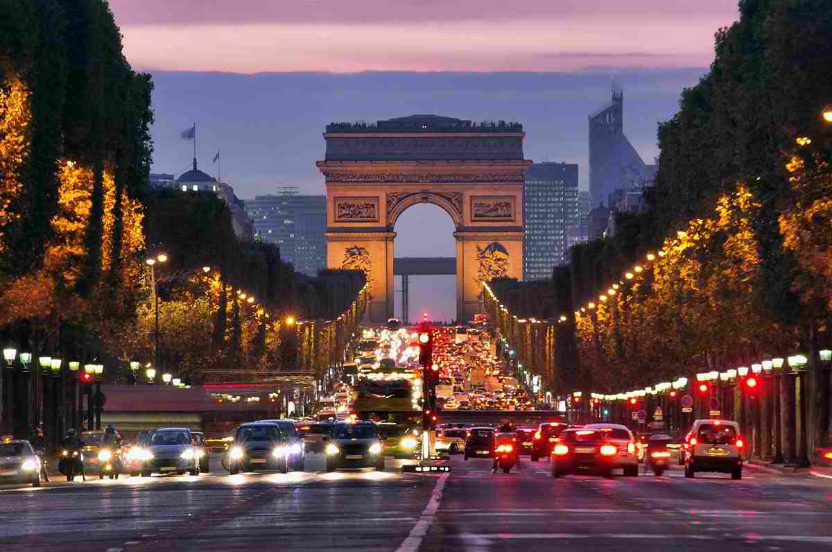 فرانسه پربازدیدترین کشور جهان است